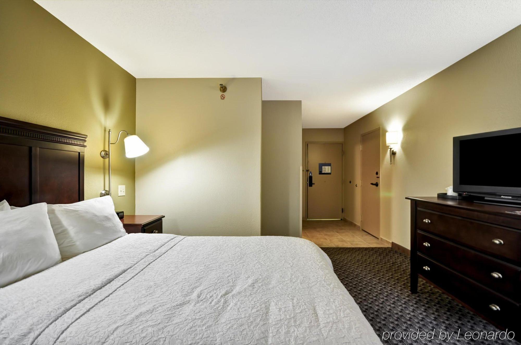 מלון נורת' צ'רלסטון Wingate By Wyndham Charleston Coliseum מראה חיצוני תמונה