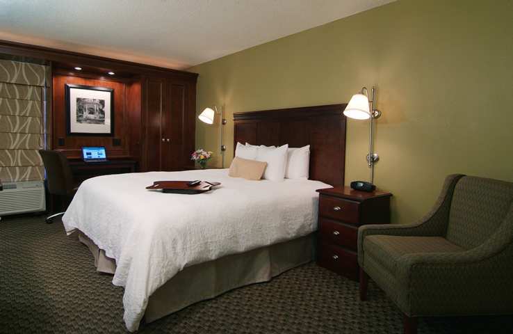 מלון נורת' צ'רלסטון Wingate By Wyndham Charleston Coliseum חדר תמונה