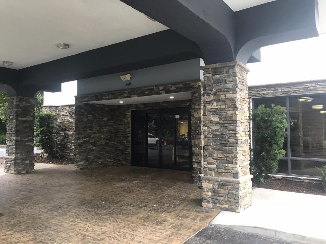 מלון נורת' צ'רלסטון Wingate By Wyndham Charleston Coliseum מראה חיצוני תמונה