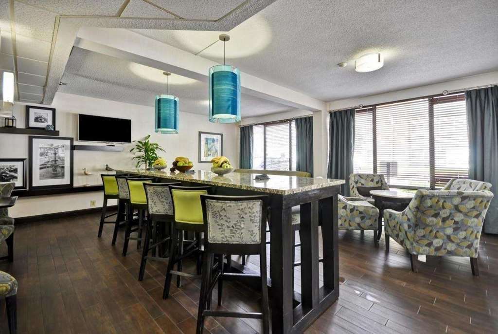 מלון נורת' צ'רלסטון Wingate By Wyndham Charleston Coliseum מראה פנימי תמונה